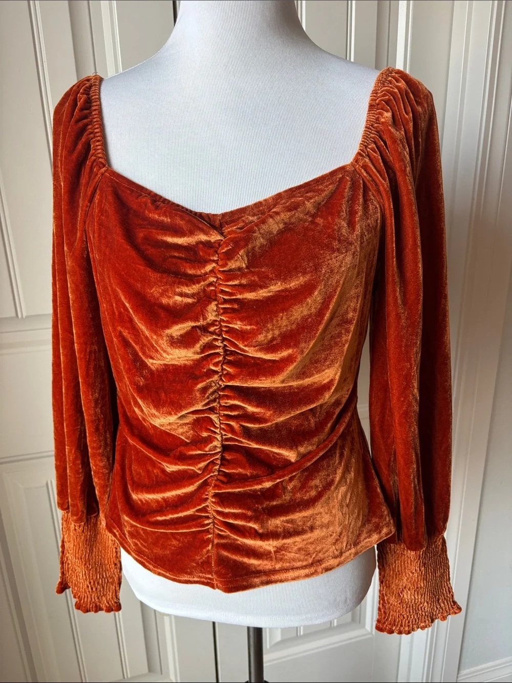 Amber Skye Rust Orange Crushed Velvet Ruched Sweetheart Top L